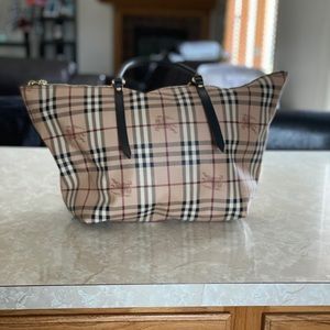 Burberry Purse